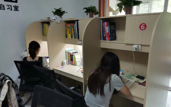 AI动漫学能社：让每一帧都充满惊喜，优质内容等你来发现！