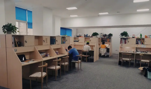 从构想到银幕，智能AI动漫学能社助力梦想成真